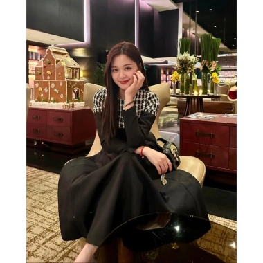 Váy nữ A xoè dạ tweed sang trọng Cherine - Giá chỉ 850k, giảm từ 1.096.5k