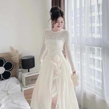 Váy ren phối tơ dài xẻ tà hoa, cổ tròn - Thời trang tiệc du lịch, giảm 20% 4 Váy ren phối tơ dài xẻ tà hoa, cổ tròn - Thời trang tiệc du lịch, giảm 20% 4