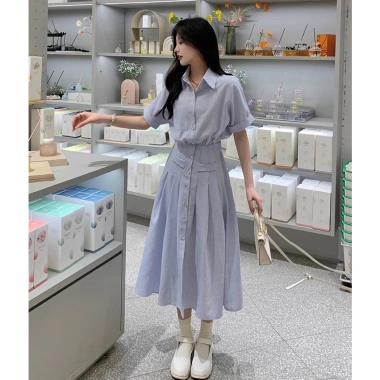 Váy sơ mi dài nữ VSM01 xanh dài - Thắt eo, phù hợp công sở & đi biển, 286.000 VND 9 Váy sơ mi dài nữ VSM01 xanh dài - Thắt eo, phù hợp công sở & đi biển, 286.000 VND 9