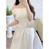 Váy tapta trễ vai nhún xẻ quạt, tặng hoa - Giá chỉ 527.000₫, giảm mạnh 2