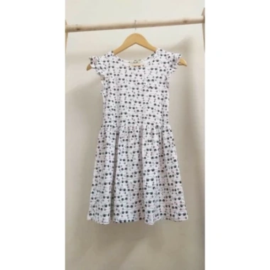 Váy thun cotton cánh tiên vải xuất dư cho bé 18-38kg - Giá ưu đãi 59.400₫ 6 Váy thun cotton cánh tiên vải xuất dư cho bé 18-38kg - Giá ưu đãi 59.400₫ 6