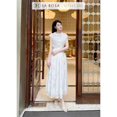Váy Tơ Hoa Tiểu Thư La Rosa – áo tay hến, cổ tròn, chân váy cạp cao, dáng xoè 519.000₫ 3 Váy Tơ Hoa Tiểu Thư La Rosa – áo tay hến, cổ tròn, chân váy cạp cao, dáng xoè 519.000₫ 3
