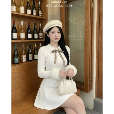 Váy trắng xòe Ivy Dress cổ bèo tay lông vũ len - Lễ hội Noel và Tết, chụp ảnh café, giảm giá 355k 5 Váy trắng xòe Ivy Dress cổ bèo tay lông vũ len - Lễ hội Noel và Tết, chụp ảnh café, giảm giá 355k 5