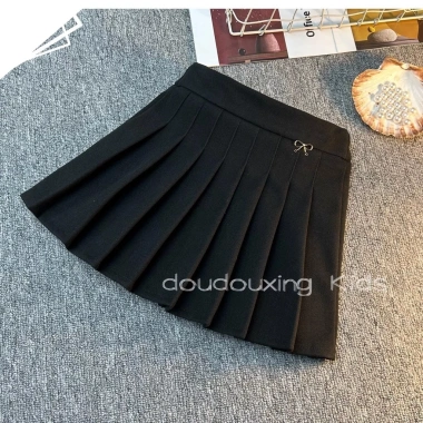 Váy xếp li lông cừu và quần ngắn JK trẻ em - Sành điệu, đa năng, giảm còn 329k 2