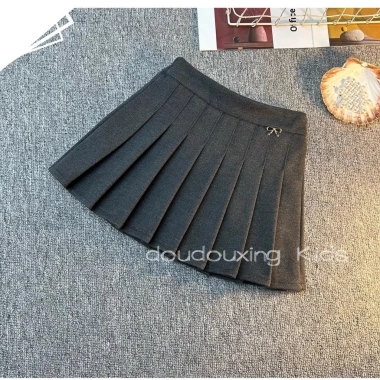 Váy xếp li lông cừu và quần ngắn JK trẻ em - Sành điệu, đa năng, giảm còn 329k 3