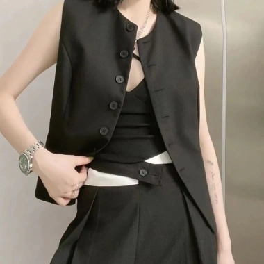 Vest cao cấp thiết kế eo hẹp thon gọn - Bộ đồ vest nam 7.6 giảm giá 453.518₫ 3 Vest cao cấp thiết kế eo hẹp thon gọn - Bộ đồ vest nam 7.6 giảm giá 453.518₫ 3