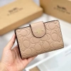 Ví c gái Medium Corner Zip Canvas Signature - Chỉ 520.000 VND, giảm mạnh 7