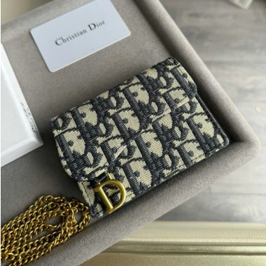Ví Card Holder Saddle Flap nhà D - Mix dây đeo chéo V029 LAROSE, giá chỉ 469.000₫