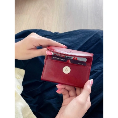 Ví card Vuông Shop Lossy - Thiết kế vuông sang trọng, bảo vệ an toàn, giảm giá tới 450.000₫