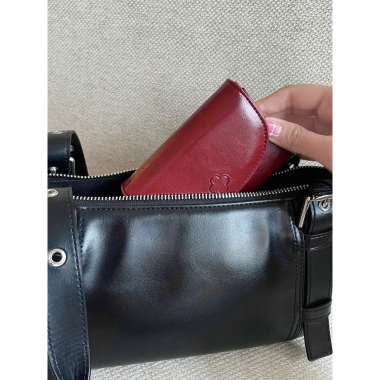 Ví card Vuông Shop Lossy - Thiết kế vuông sang trọng, bảo vệ an toàn, giảm giá tới 450.000₫