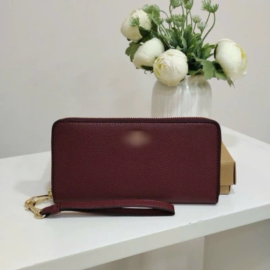 Ví dài unisex zip full box, thiết kế dài, khóa kéo an toàn, giảm giá 20% còn 550.000₫