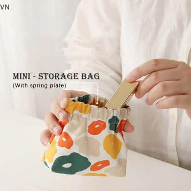 Ví đựng mỹ phẩm, chìa khóa, tiền xu chống nước - Họa tiết dễ thương, giá 41.688 VND Ví đựng mỹ phẩm, chìa khóa, tiền xu chống nước - Họa tiết dễ thương, giá 41.688 VND