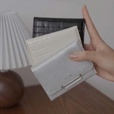 Ví mini da cá sấu SEEME Follie Wallet dáng ngắn, giảm giá 165k (giá gốc 212.850)