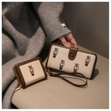 Ví Ngắn Nữ Jacquard Canvas Gấu Đa Màu Tương Phản - Giá Ưu Đãi 223.560₫