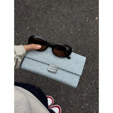 Ví nữ dài SEEME Annie Wallet dây xích đeo chéo thời trang giảm giá 365k 4 Ví nữ dài SEEME Annie Wallet dây xích đeo chéo thời trang giảm giá 365k 4