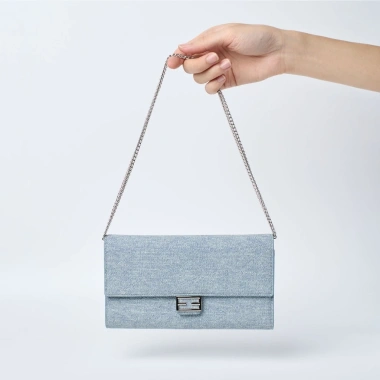Ví nữ dài SEEME Annie Wallet dây xích đeo chéo thời trang giảm giá 365k 5 Ví nữ dài SEEME Annie Wallet dây xích đeo chéo thời trang giảm giá 365k 5