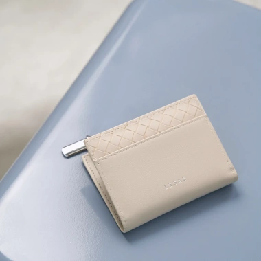 Ví nữ mini LESAC June thiết kế thanh lịch, giá chỉ 169.150₫ giảm mạnh 6
