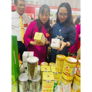 Viên Nghệ Mật Ong OCOP 3 Sao Hoàng Mai – Tốt Dạ Dày, Giảm Viêm, Dưỡng Da Sáng Mịn