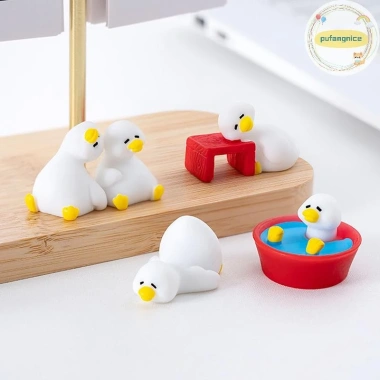 Vịt Trắng Nhỏ Dễ Thương - Đồ Trang Trí Bàn Làm Việc và Vườn, Phong Cảnh Micro, Giá Ưu Đãi 36k 6