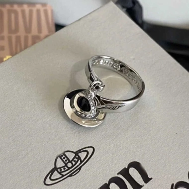 Vivienne Westwood Ruy Băng Mã Não Đen Vòng Mở Quả Cầu Sao Thổ Giảm Giá 232.980 VND