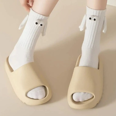 Vớ cotton dài Harajuku hút nam châm hình bàn tay unisex trắng đen – Siêu mềm 10 Vớ cotton dài Harajuku hút nam châm hình bàn tay unisex trắng đen – Siêu mềm 10