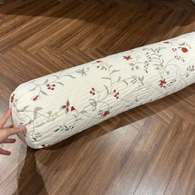 Vỏ gối ôm đũi bông dày dặn, bo tròn 2 đầu, khóa kéo tiện dụng 35x100cm 55.000 VND 5 Vỏ gối ôm đũi bông dày dặn, bo tròn 2 đầu, khóa kéo tiện dụng 35x100cm 55.000 VND 5