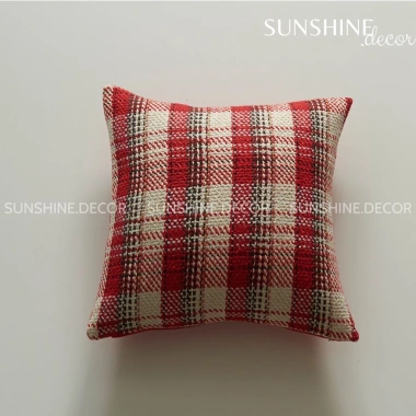 Vỏ gối sofa bọc tựa lưng kẻ caro phong cách Bắc Âu - Sunshine.decor 99.300₫ 7 Vỏ gối sofa bọc tựa lưng kẻ caro phong cách Bắc Âu - Sunshine.decor 99.300₫ 7