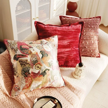 Vỏ gối sofa tựa lưng cao cấp màu đỏ sang trọng - Giá chỉ 70.000₫