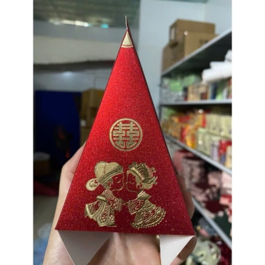 Vỏ hộp tam giác đựng mứt sen, trà, bánh kẹo - Sỉ 100c giá ưu đãi 130.000đ cho tráp ăn hỏi, tháp lễ