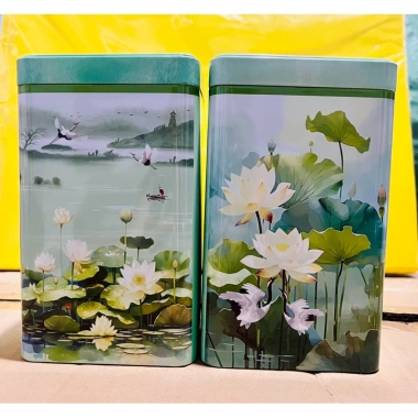 Vỏ Hộp Trà Thiếc 200g Hoa Sen Xanh Siêu Xinh - Giá Ưu Đãi 25.000 VNĐ