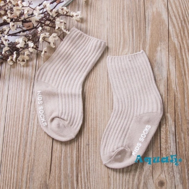 Vớ Len Trơn Ấm Áp Cho Bé – Giá Ưu Đãi 48.600đ, Thoải Mái, Bảo Vệ Chân Nhỏ
