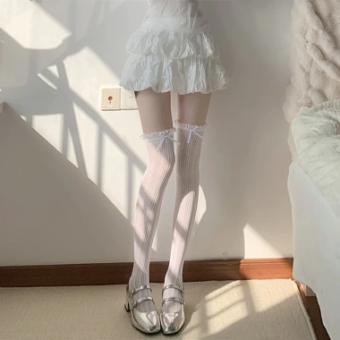 Vớ Nơ Gothic Ren JK Fishnet Màu Be - Tất Nữ Đầu Gối Dễ Thương Phục Sinh Viên 8