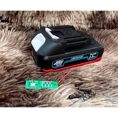 Vỏ Pin Makita 5 Cell 18V ABS Cao Cấp - Kèm Lò Xo và Ốc Vít, Bảo Vệ Mạch Chân Pin 3