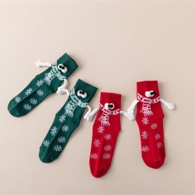 Vớ Tất Giáng Sinh Noel Nam Châm Cao Cổ Hài Hước Dễ Thương, Trẻ Trung Năng Động - YUURISHOP