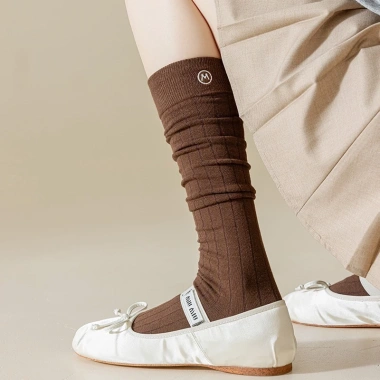 Vớ tất nữ siêu cao cổ size M, 4 màu dễ thương, giá ưu đãi 45.000đ