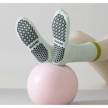 Vớ Tất Yoga Chống Trượt GUXINI Cao Cổ Phong Cách Trẻ Trung Giá 39.000đ 6 Vớ Tất Yoga Chống Trượt GUXINI Cao Cổ Phong Cách Trẻ Trung Giá 39.000đ 6