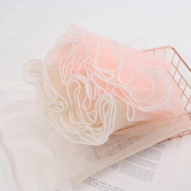 Voan ngọc trai lượn sóng xếp ly Hàn Quốc 4m kéo giãn - Gói hoa, gói quà, giá chỉ 55.000đ Voan ngọc trai lượn sóng xếp ly Hàn Quốc 4m kéo giãn - Gói hoa, gói quà, giá chỉ 55.000đ