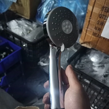 Vòi hoa sen tăng áp đa chế độ nước, lỗ to, chịu áp lực va đập - Giá 30.000đ 8