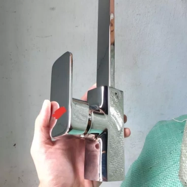 Vòi rửa bát dẹt đồng mạ bóng - tặng dây cấp nóng lạnh, giảm còn 550.000đ