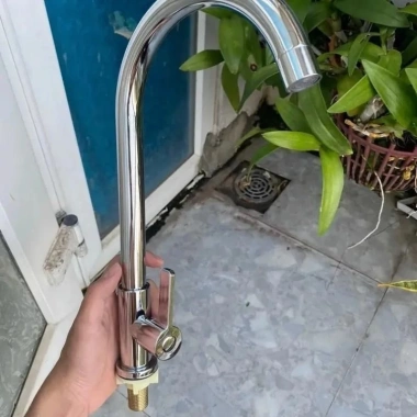 Vòi rửa chén bát bi xoay 360 inox Bóng 304 đường nước lạnh cao cấp bền đẹp giá ưu đãi 145k 6 Vòi rửa chén bát bi xoay 360 inox Bóng 304 đường nước lạnh cao cấp bền đẹp giá ưu đãi 145k 6