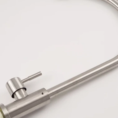 Vòi rửa chén lạnh Inox SUS304 Eurolife EL‑RC07 trắng vàng – Thiết kế hiện đại, tiết kiệm nước, bền bì, giá ưu đãi 2 Vòi rửa chén lạnh Inox SUS304 Eurolife EL‑RC07 trắng vàng – Thiết kế hiện đại, tiết kiệm nước, bền bì, giá ưu đãi 2