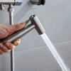 Vòi xịt bồn cầu, nhà vệ sinh INOX 304 ren tiêu chuẩn 21mm – Giá 18.900₫, bền bỉ 8