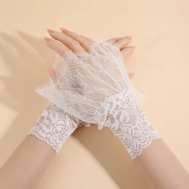 Vòng bít giả HYCEO trắng đen, thiết kế tháo rời, phù hợp áo len, giá ưu đãi 70.400 4 Vòng bít giả HYCEO trắng đen, thiết kế tháo rời, phù hợp áo len, giá ưu đãi 70.400 4