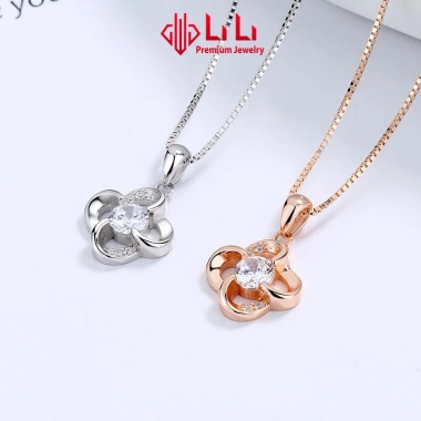 Vòng cổ bạc nữ S925 đá CZ cao cấp hình cỏ 4 lá Reina - Giá 1.928.000 VND