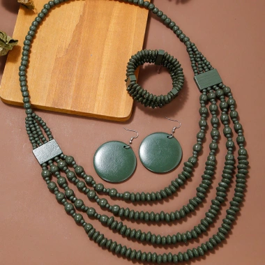Vòng cổ bohemian nhiều lớp cườm: phụ kiện thời trang, giá ưu đãi 90.450₫