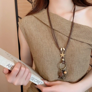 Vòng cổ boho dây da dài ngôi sao bướm - Trang sức thời trang nữ, quà tặng, giá chỉ 69.091₫