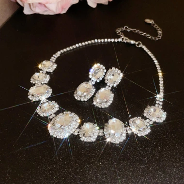 Vòng cổ bông tai thanh lịch hình bầu dục, thiết kế độc đáo, điều chỉnh được - Quà tặng sang trọng cho nữ 4