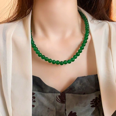 Vòng cổ hạt ngọc lục bảo thời trang sang trọng - Giá bán buôn 89.562 VND 3 Vòng cổ hạt ngọc lục bảo thời trang sang trọng - Giá bán buôn 89.562 VND 3