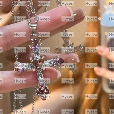 Vòng cổ HYCEO Trái tim Tình yêu và Chữ thập Zircon Y2K Dây chuyền Xương đòn Pha lê Gothic Kim cương cho Nữ 42.900 VND