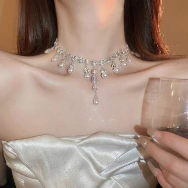 Vòng cổ ngọc trai phong cách Pháp, mặt dây chuyền kim cương, xương đòn, sang trọng 138.180đ 7